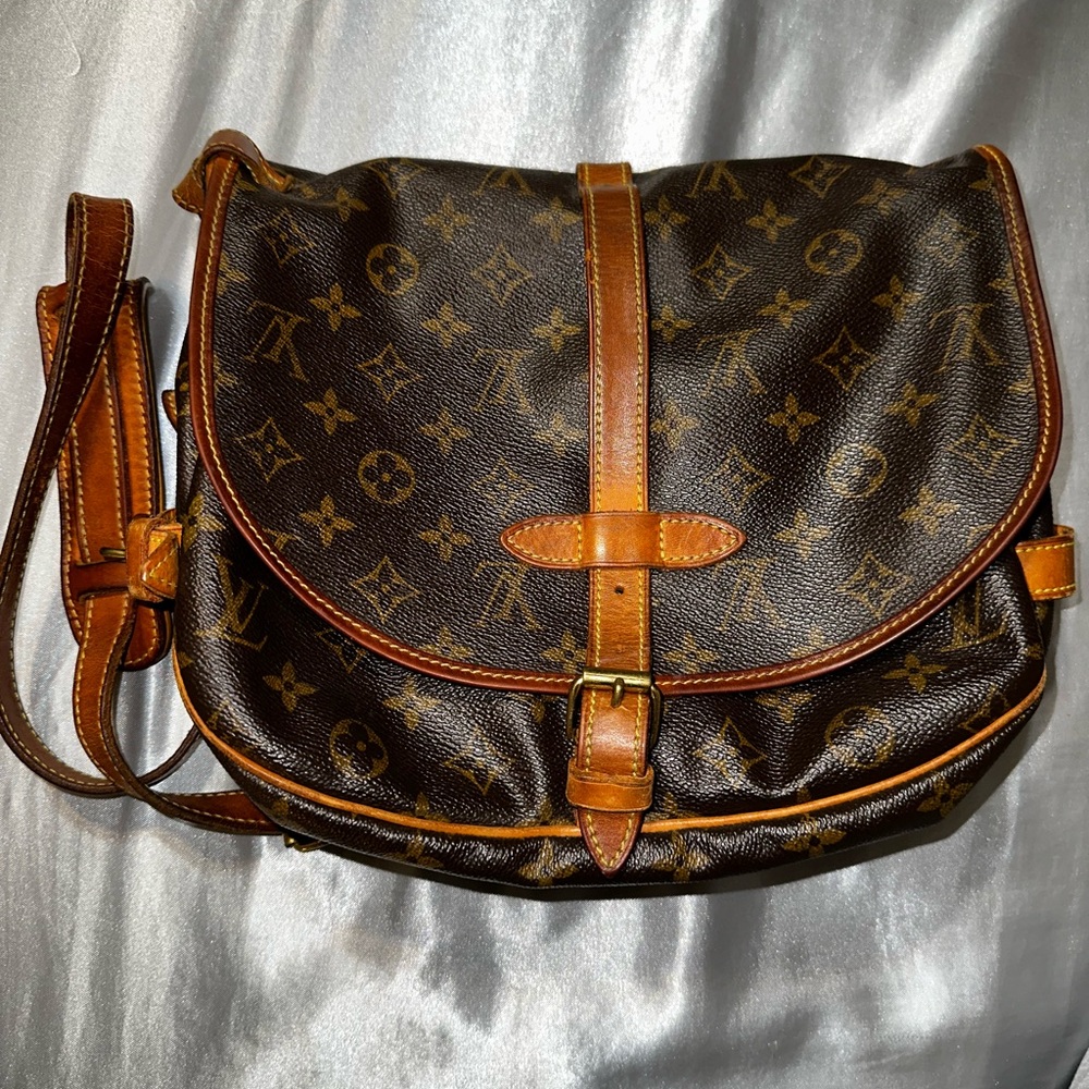 Authentic Saumur 30 Louis Vuitton Bag